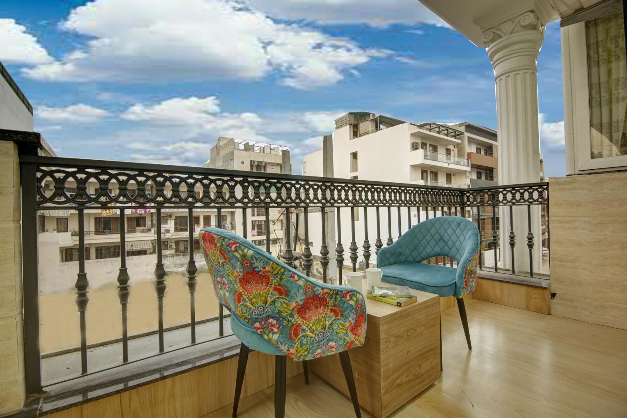 الشقق الفندقية غورغاونفي  Anandam Club House المظهر الخارجي الصورة